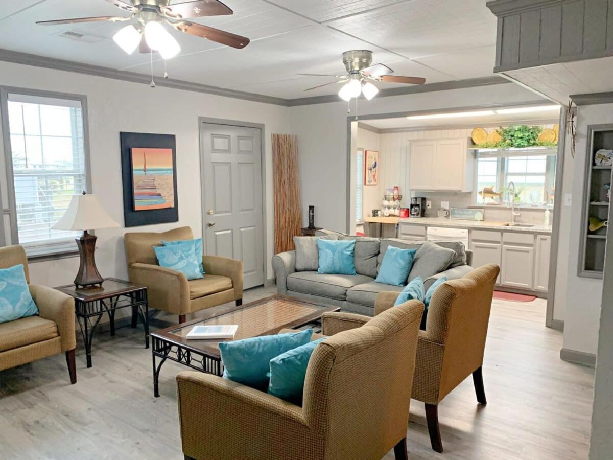 Cute Coastal Cottage! Just A Few Blocks To Beach, Gulf, Jetty And Splash Park! Surfside Beach Exterior foto